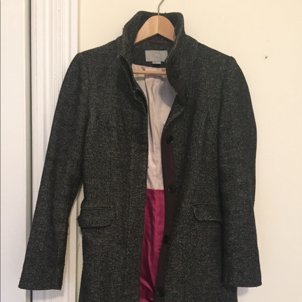 H&M Women’s Tweed Coat. Great fit. Stand collar.